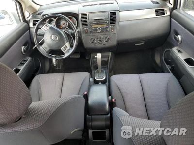 Zdjęcie 8 z 12 samochodu: 2007 NISSAN VERSA S VIN:3N1BC13E37L352535 - miniatura