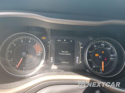 Zdjęcie 9 z 13 samochodu: 2016 JEEP CHEROKEE LATITUDE VIN:1C4PJMCS0GW242164 - miniatura