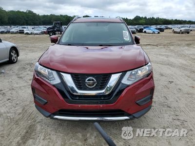 Piąte zdjęcie samochodu w środku: 2018 NISSAN ROGUE S VIN:5N1AT2MV2JC801084 - miniatura