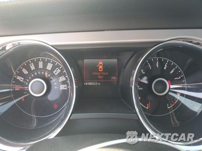 Zdjęcie 9 z 12 samochodu: 2014 FORD MUSTANG VIN:1ZVBP8AM9E5287401 - miniatura