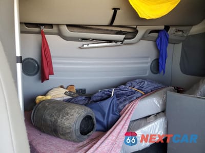 Zdjęcie 6 z 10 samochodu: 2025 VOLVO VN VNL VIN:4V4NC9EHXSN691970 - miniatura