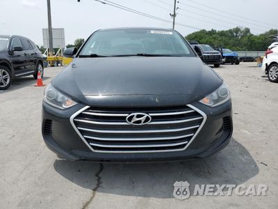 Piąte zdjęcie samochodu w środku: 2017 HYUNDAI ELANTRA SE VIN:5NPD84LF1HH076360 - miniatura