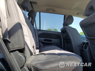 Zdjęcie 11 z 16 samochodu: 2006 HONDA PILOT EX VIN:2HKYF18446H512225 - miniatura