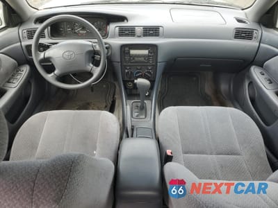 Zdjęcie 8 z 12 samochodu: 2001 TOYOTA CAMRY CE VIN:4T1BG22K51U029661 - miniatura