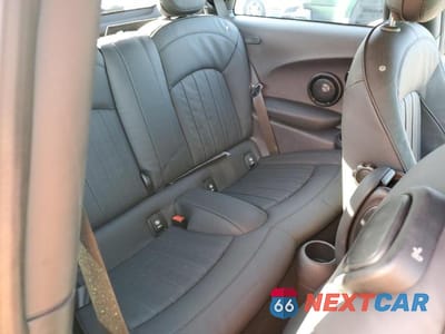 Zdjęcie 10 z 13 samochodu: 2022 MINI COOPER SE VIN:WMW13DJ09N2R10207 - miniatura