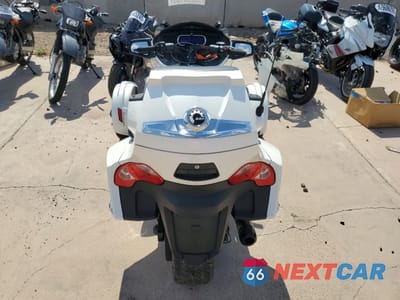 Zdjęcie 6 z 10 samochodu: 2018 CAN-AM SPYDER ROADSTER RT VIN:2BXNBDD25JV003333 - miniatura