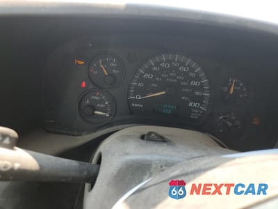Zdjęcie 9 z 13 samochodu: 2006 CHEVROLET EXPRESS G3500 VIN:1GCHG39U661268110 - miniatura