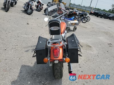 Czwarte zdjęcie samochodu z boku: 2006 HONDA VTX1300 C VIN:1HFSC55056A201102 - miniatura
