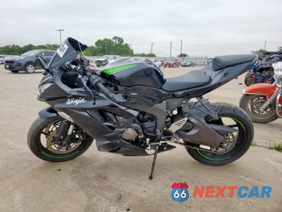 Trzecie zdjęcie samochodu z tyłu: 2016 KAWASAKI ZX636 E VIN:JKBZXJE18GA020372 - miniatura