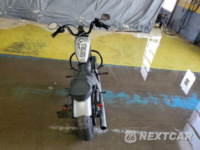 Zdjęcie 6 z 9 samochodu: 2009 HARLEY-DAVIDSON XL1200 N VIN:1HD1CZ3119K430947 - miniatura