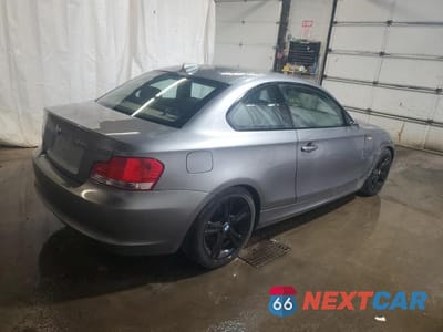 Trzecie zdjęcie samochodu z tyłu: 2010 BMW 128 I VIN:WBAUP7C53AVF07833 - miniatura