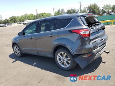 Drugie zdjęcie samochodu z przodu: 2019 FORD ESCAPE SE VIN:1FMCU0GD2KUA17383 - miniatura