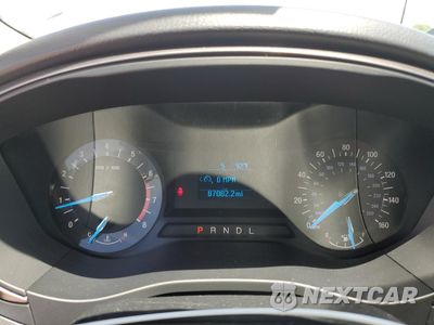 Zdjęcie 9 z 15 samochodu: 2017 FORD FUSION S VIN:3FA6P0G7XHR342730 - miniatura