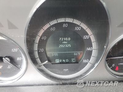 Zdjęcie 9 z 15 samochodu: 2010 MERCEDES-BENZ C 300 4MATIC VIN:WDDGF8BB5AF367345 - miniatura