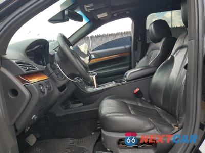 Zdjęcie 7 z 14 samochodu: 2015 LINCOLN MKT VIN:2LMHJ5NKXFBL01356 - miniatura