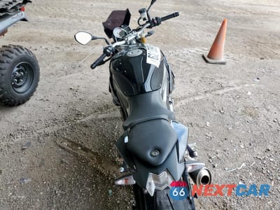 Zdjęcie 6 z 9 samochodu: 2016 BMW S 1000 R VIN:WB10D1205GZ696736 - miniatura