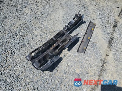 Zdjęcie 12 z 15 samochodu: 2000 CHEVROLET S TRUCK S10 VIN:1GCCS1954Y8226048 - miniatura