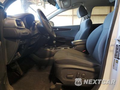 Zdjęcie 7 z 15 samochodu: 2019 KIA SORENTO LX VIN:5XYPGDA59KG486963 - miniatura
