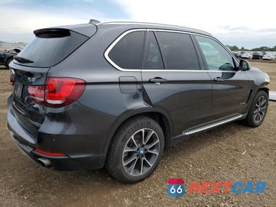 Trzecie zdjęcie samochodu z tyłu: 2016 BMW X5 XDRIVE35I VIN:5UXKR0C59G0P26728 - miniatura