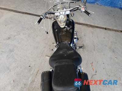 Zdjęcie 6 z 10 samochodu: 2001 HONDA VT750 CD VIN:JH2RC44351K500615 - miniatura