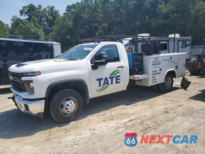 2024 CHEVROLET SILVERADO C3500 1GB3WRE78RF396893 - główne zdjęcie licytacji z USA - miniatura