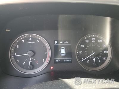 Zdjęcie 9 z 16 samochodu: 2019 HYUNDAI TUCSON LIMITED VIN:KM8J33A41KU050735 - miniatura