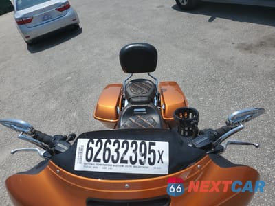 Piąte zdjęcie samochodu w środku: 2014 HARLEY-DAVIDSON FLHX STREET GLIDE VIN:1HD1KBM18EB673013 - miniatura