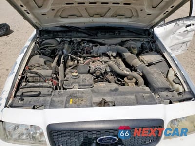 Zdjęcie 11 z 13 samochodu: 2008 FORD CROWN VICTORIA POLICE INTERCEPTOR VIN:2FAHP71V28X102341 - miniatura