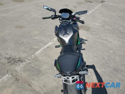 Zdjęcie 6 z 11 samochodu: 2023 KAWASAKI ER650 N VIN:ML5EREN14PDA88982 - miniatura
