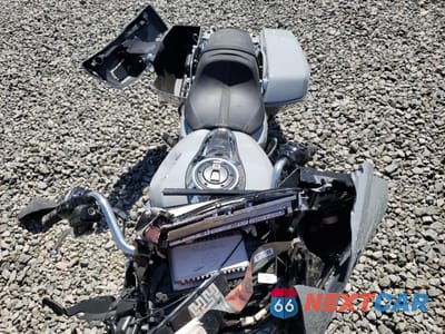 Piąte zdjęcie samochodu w środku: 2024 HARLEY-DAVIDSON FLHX VIN:1HD1KB727RB611242 - miniatura