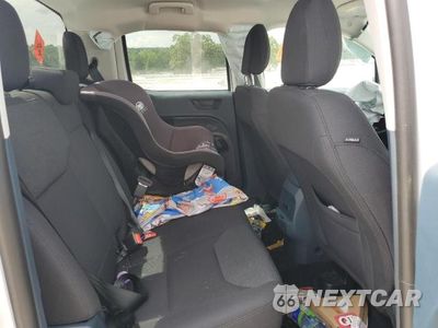 Zdjęcie 10 z 12 samochodu: 2025 FORD MAVERICK XL VIN:3FTTW8A34SRA10634 - miniatura