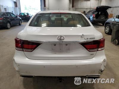 Zdjęcie 6 z 15 samochodu: 2013 LEXUS LS 460 VIN:JTHCL5EF7D5018002 - miniatura