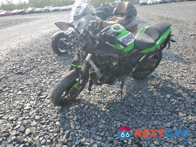 Drugie zdjęcie samochodu z przodu: 2019 KAWASAKI EX650 F VIN:JKAEXEK19KDA32376 - miniatura