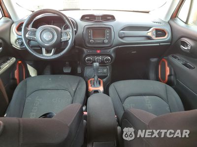 Zdjęcie 8 z 15 samochodu: 2015 JEEP RENEGADE LATITUDE VIN:ZACCJABT7FPB89885 - miniatura