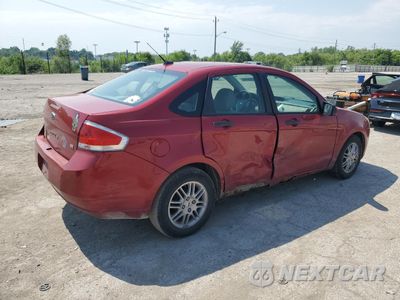 Trzecie zdjęcie samochodu z tyłu: 2011 FORD FOCUS SE VIN:1FAHP3FN1BW161028 - miniatura