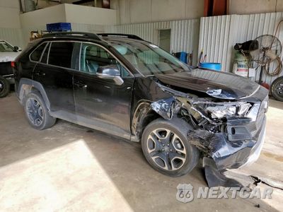 Czwarte zdjęcie samochodu z boku: 2021 TOYOTA RAV4 ADVENTURE VIN:2T3J1RFV8MW142073 - miniatura