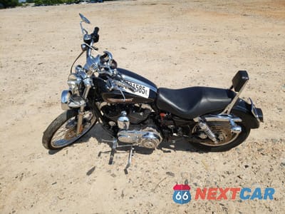 Trzecie zdjęcie samochodu z tyłu: 2009 HARLEY-DAVIDSON XL1200 C VIN:1HD1CT3139K412379 - miniatura