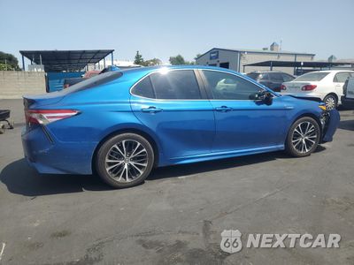Trzecie zdjęcie samochodu z tyłu: 2020 TOYOTA CAMRY SE VIN:4T1J31AK1LU011468 - miniatura