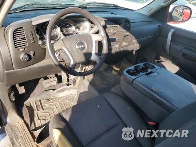 Zdjęcie 8 z 14 samochodu: 2011 GMC SIERRA C1500 SLE VIN:1GTR1VE07BZ312065 - miniatura