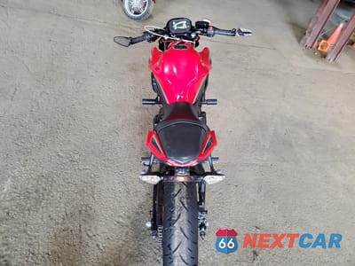 Zdjęcie 6 z 10 samochodu: 2022 KAWASAKI ER650 K VIN:ML5EREK19NDA69085 - miniatura