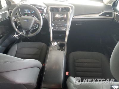 Zdjęcie 9 z 12 samochodu: 2019 FORD FUSION SE VIN:3FA6P0LU3KR124793 - miniatura