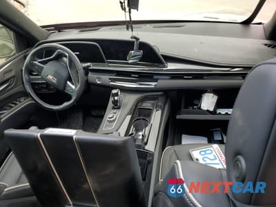 Zdjęcie 8 z 13 samochodu: 2023 CADILLAC ESCALADE SPORT VIN:1GYS4FKT8PR473264 - miniatura