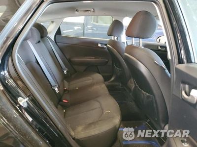 Zdjęcie 10 z 13 samochodu: 2016 KIA OPTIMA LX VIN:5XXGT4L37GG109227 - miniatura