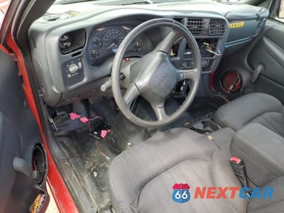 Zdjęcie 8 z 12 samochodu: 2003 CHEVROLET S TRUCK S10 VIN:1GCCS14X338261228 - miniatura