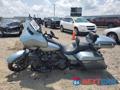 Trzecie zdjęcie samochodu z tyłu: 2020 HARLEY-DAVIDSON FLHXS VIN:1HD1KRP14PB606061 - miniatura