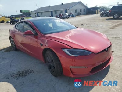 Czwarte zdjęcie samochodu z boku: 2022 TESLA MODEL S VIN:5YJSA1E5XNF480203 - miniatura