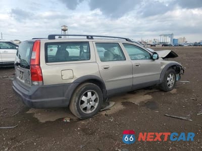 Trzecie zdjęcie samochodu z tyłu: 2002 VOLVO V70 XC VIN:YV1SZ58D621048659 - miniatura