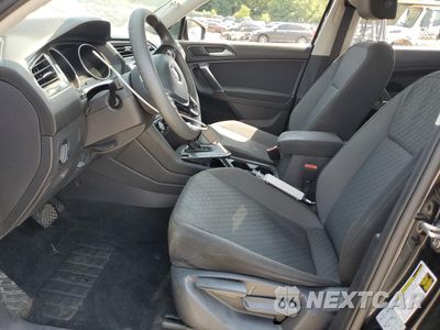 Zdjęcie 7 z 15 samochodu: 2018 VOLKSWAGEN TIGUAN S VIN:3VV1B7AX4JM117650 - miniatura