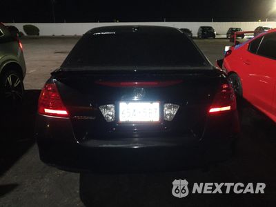 Zdjęcie 6 z 12 samochodu: 2007 HONDA ACCORD EX VIN:JHMCM56847C000117 - miniatura