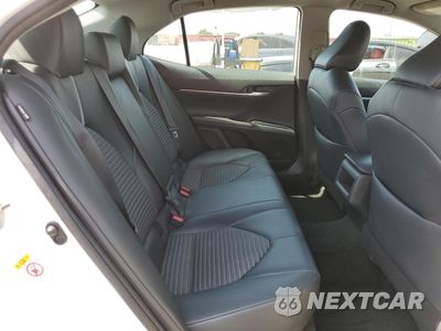 Zdjęcie 10 z 15 samochodu: 2019 TOYOTA CAMRY L VIN:4T1B11HKXKU202806 - miniatura